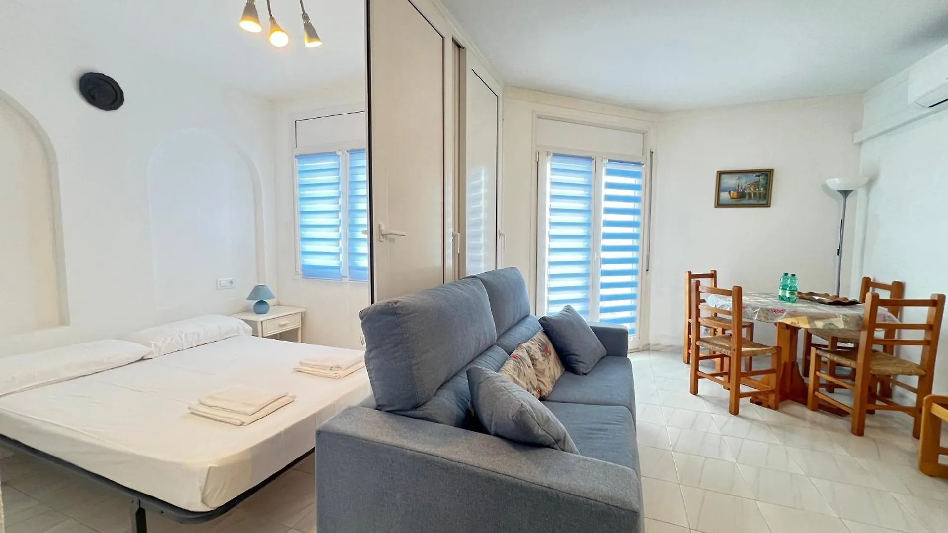 Apartment Apartamento C Frente Al Canal Con Terraza Empuriabrava