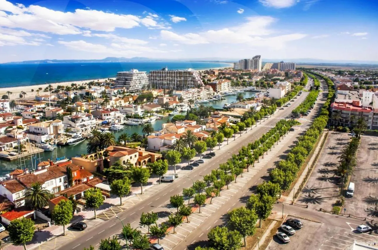 Apartamento C Frente Al Canal Con Terraza Empuriabrava