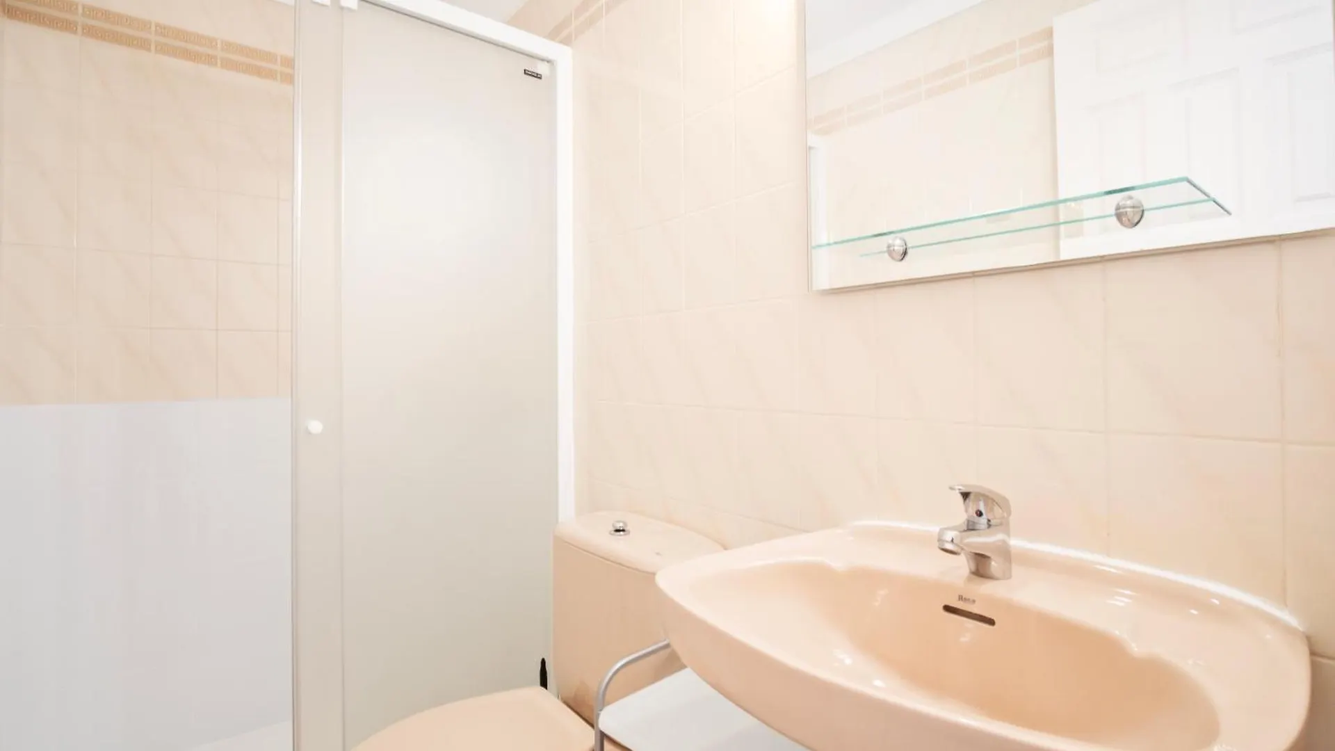 Apartment Apartamento C Frente Al Canal Con Terraza Empuriabrava